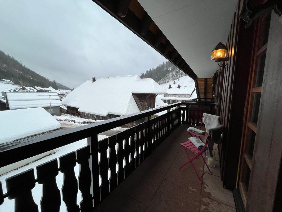 Galeriewohnung In Menzenschwand-Hinterdorf Exterior foto
